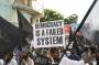 wiki:religionen:islam:street_protest_calling_for_sharia_in_maldives_democracy_failed_system_poster.jpg